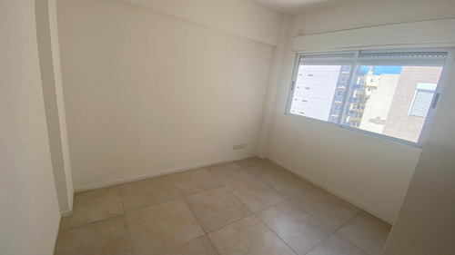 Juan Bautista Alberdi 2900, Depto 2 Ambientes, A Estrenar, Al Frente Con Balcón Terraza, Flores