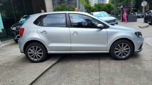 Volkswagen Polo 1.6 L4 Sound Mt