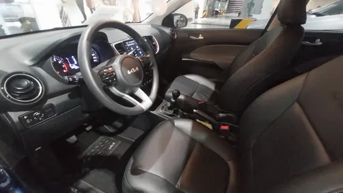Kia Soluto 1.4 Emotion Mt