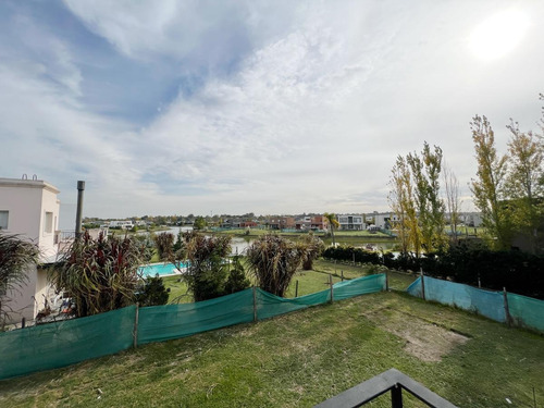 Imagen 27 de 28 de Casa En Venta En El Canton Barrio Norte A Estrenar Lote Interno Con Vista A Laguna!