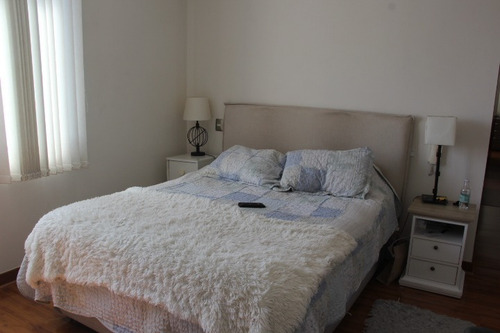 Impecable Departamento (4 Dormitorios, 149 M2)