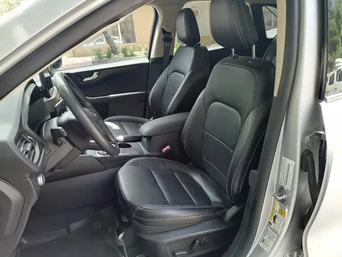 Ford Escape Hybrid Titanium 4x4