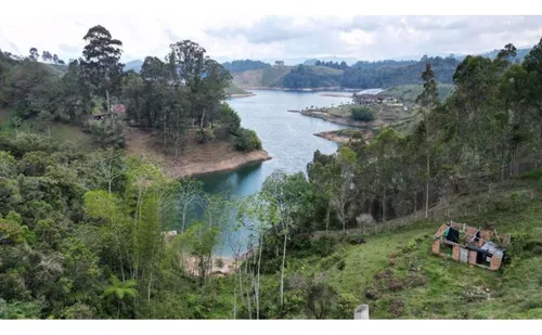 Rhbr-10469 (lote , El Peñol)