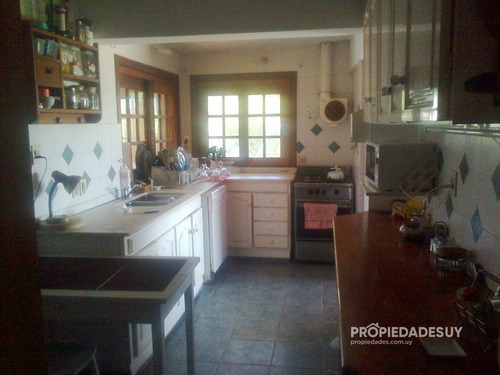 Casa En Venta En Laguna Del Diario!- Ref: 753
