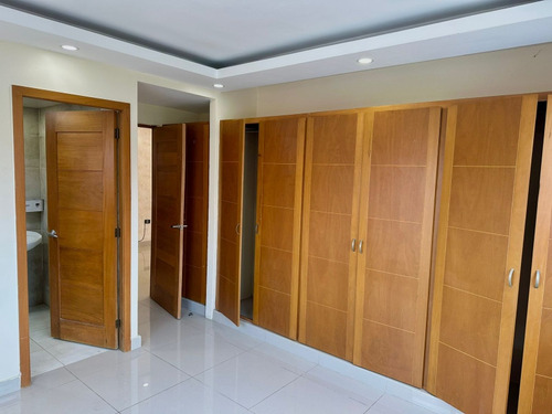 Apartamento En Alquiler Ensanche Isabelita