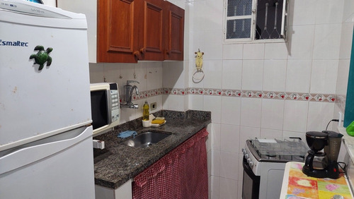 Casa 3 Quartos (1 Suíte) 3 Banheiros, Sala, Cozinha
