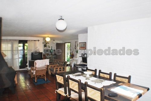 Imagen 5 de 10 de En Venta Casa De 3 Dormitorios Colonia Del Sacramento