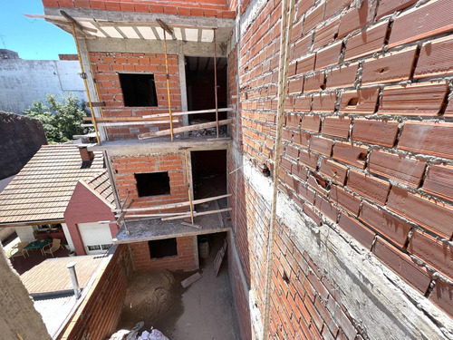 Departamentos De 2 Ambientes Con Balcón O Patio Parque Avellaneda