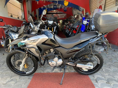 Imagem 2 de 11 de Honda Xre 300 2017 | Apenas 16.000km