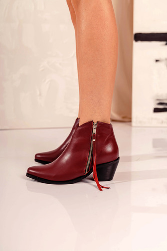 Botas Mujer Taco Medio Foliado Cuero 100% Flecos Estefania