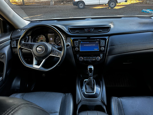 Nissan X-Trail 2.5 Exclusive 3 Row Cvt
