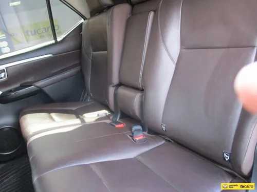 Toyota Fortuner Srv 4x2 2700cc At Aa