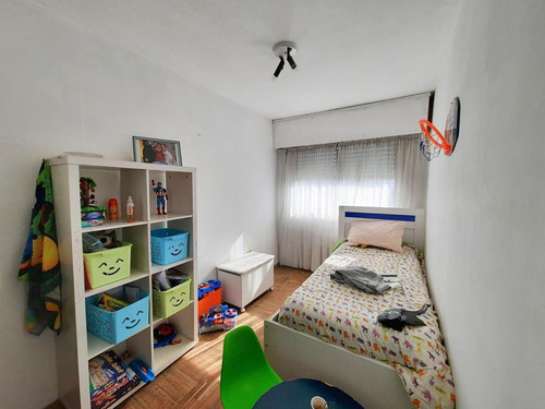 Imagen 11 de 13 de Venta Apartamento 2 Dormitorios Y 2 Baños, Piso Alto, Bien Ubicado, Muy Luminoso!