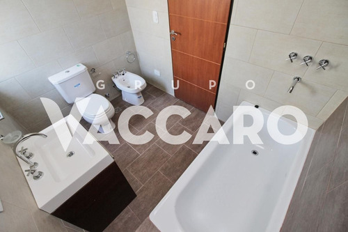 Imagen 3 de 30 de Duplex Venta Barrio Cerrado Moreno Zona Oeste