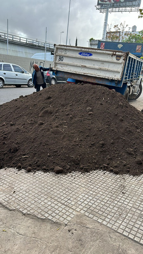 Tierra Negra Fertil Camion 8m3 Z/ Oeste La Matanza (Usado)