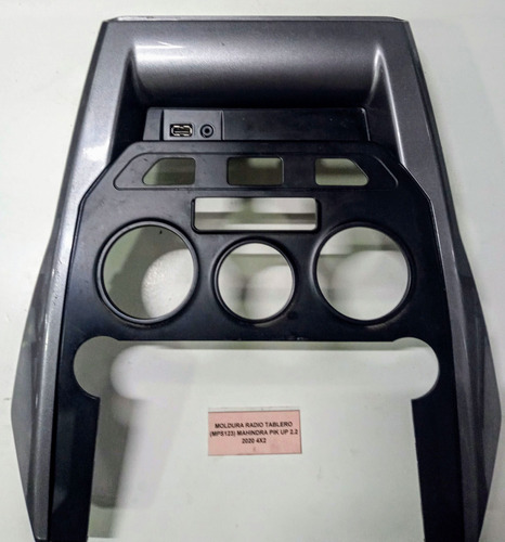 Moldura Radio Tablero Mahindra Pik Up 2.2 2020 4x2 (Usado)
