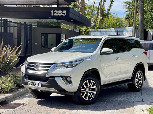 Toyota Sw4 2.8 Srx 177cv 4x4 7as At 2016