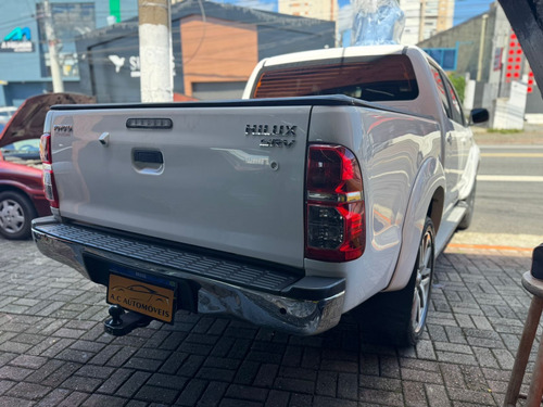Toyota Hilux 2.7 Srv Cab. Dupla 4x2 Flex Aut. 4p