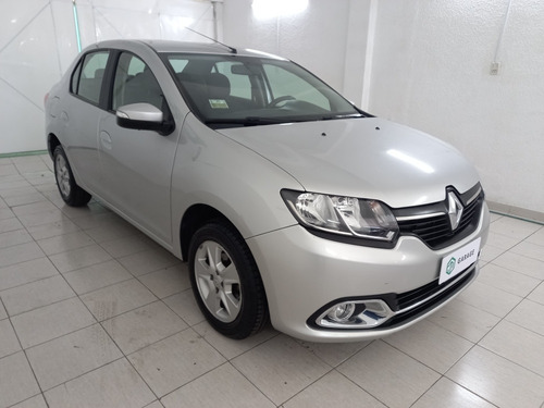 Renault Logan 2015 1.6 16v Privilege Navegador