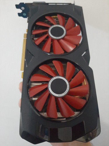 Imagen 2 de 7 de Tarjeta De Video Amd Rx 570