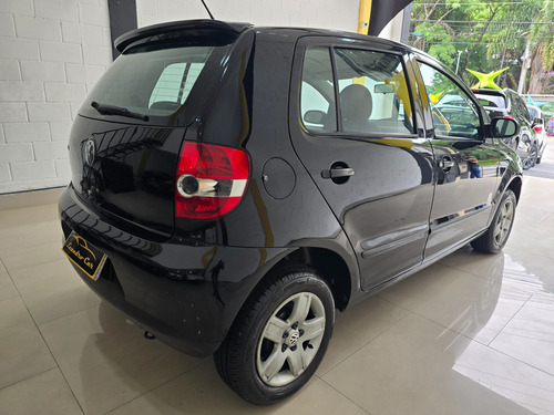 Volkswagen Fox 1.0 Vht Route Total Flex 5p