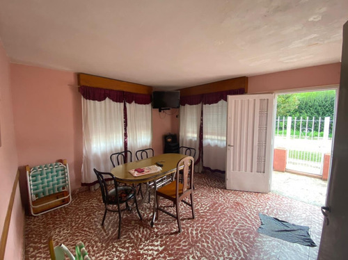 Casa Esquina En Santa María A Tan Solo 50mts De La Ruta 38