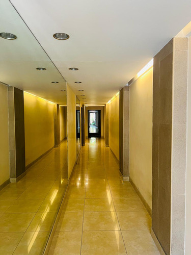 Apto Credito Venta Departamento En Caballito Cinco Ambientes