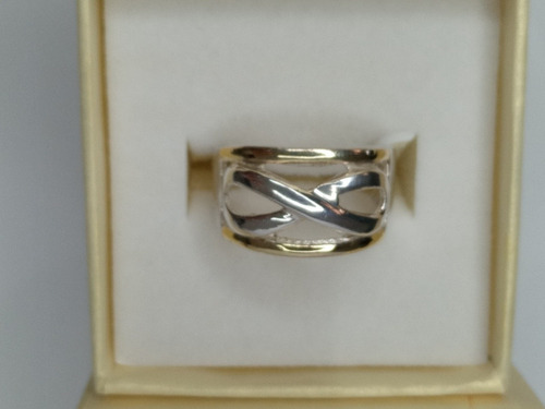 Imagen 6 de 7 de Anillo Infinito En Plata Con Apliques En Oro