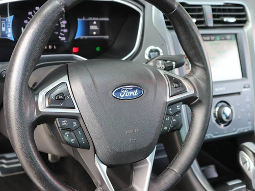 Ford Fusion Titanium Hybrid 2.0 145cv Aut.