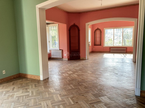 Alquiler Casa Oficina Carrasco Centrico Proximo Arocena 458 M2 Parking