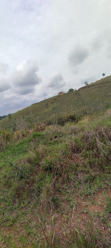 Imagem 2 de 5 de K.a -chacar Alançamento Igarata