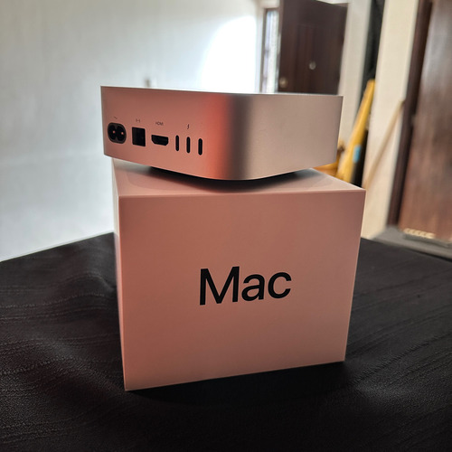 Mac Mini M4 Pro Plata 24gbram, 512gb Ssd, Gpu 16 Núcleos (Usado)