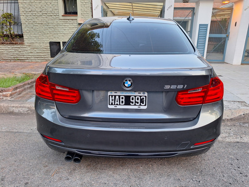 BMW Serie 3 2.0 328i Sedán Sport 245cv
