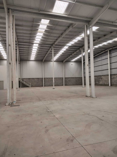 Nave Industrial Nueva En San Juan Del Llanito, Apaseo El Alto, Gto