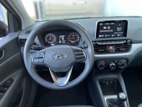 Hyundai HB20S 1.0 Comfort Plus Flex 4p