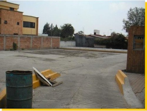 Terreno En Venta, Col. Las Aguilas En La Parte Baja