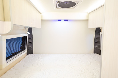 Equipamiento Zafiro Imperio Motorhome Sprinter Mercedes Benz