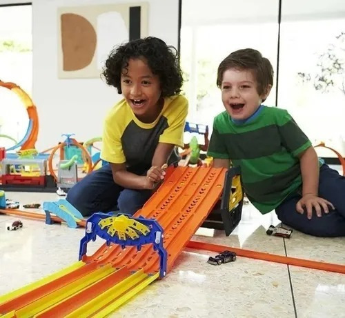 Imagen 8 de 8 de Pista Hot Wheels De Juguete Desafio De Vueltas