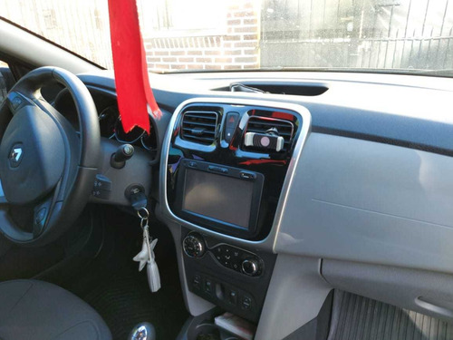 Renault Logan Privilege 1.6 16v
