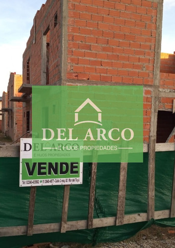 Imagen 1 de 9 de Trilex A Estrenar - Calle 57 Entre 4 Y 5 Mar Del Tuyu