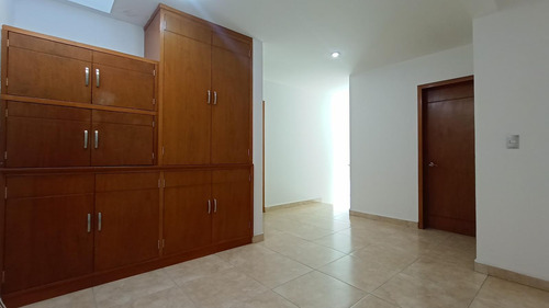 Casa En Venta En Real Del Refugio León Guanajuato