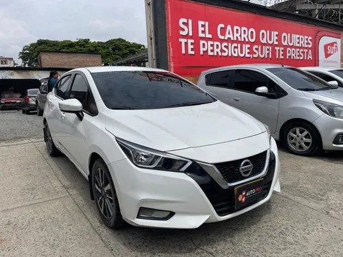 Nissan Versa 1.6 Advance