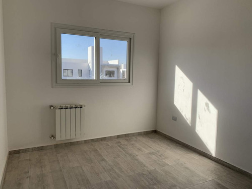 Imagen 6 de 12 de La Calandria Dúplex En Venta 3 Dormitorios
