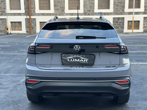 Volkswagen Nivus 1.0 200 TSI TOTAL FLEX HIGHLINE AUTOMÁTICO