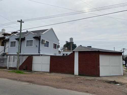 Imagen 2 de 13 de Venta De Dos Departamentos En Un Mismo Lote Dorrego 1966 San Miguel