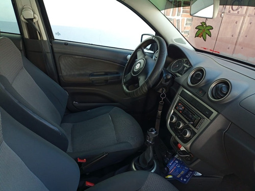 Imagen 4 de 6 de Gol 2012 Sedan