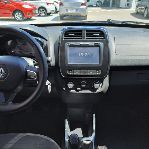 Imagen 16 de 18 de Renault Kwid Intens 1.0 2019