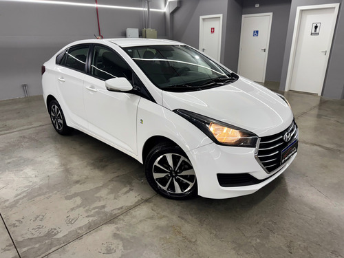 Hyundai HB20S 1.6 Style Flex Aut. 4p