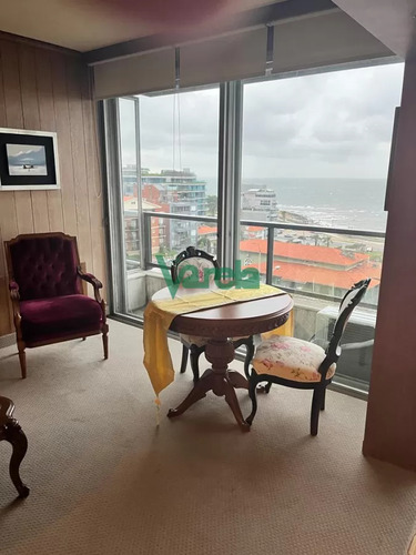 Venta Apartamento Pocitos, Rambla 220 M2,3dorm, 4 Baños Y Gge
