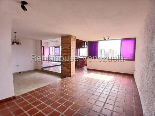 Aslibel Melendez Asesor De Renta Housa Ofrece Amplio Y Luminoso Apartamento Que Ofrecen Una Vista Espectacular De La Ciudad